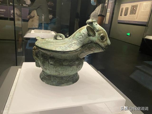 郑州用600株银杏带你迎接“醉”美的秋天