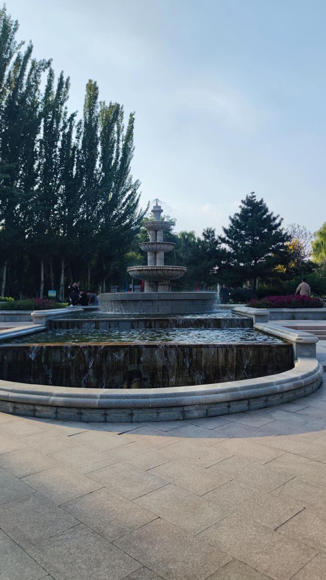 包头公园行（阿尔丁植物园、赛罕塔拉城中草原、奥林匹克公园）