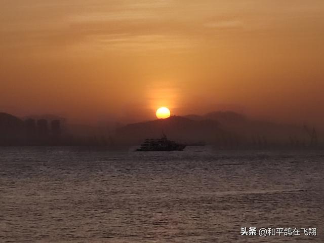 厦门海滨的落日之梦