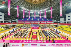 第十五届全运会群众女篮预赛激情开赛！全国13支队伍“打卡”岳阳图片