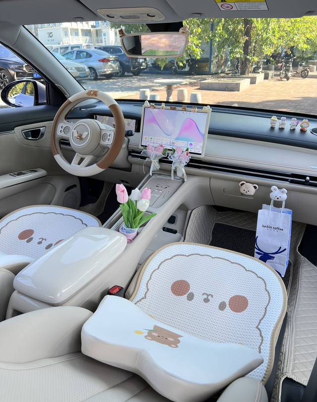 “价格屠夫	”再出手！五菱缤果一周内降价8000，小型电车市场洗牌