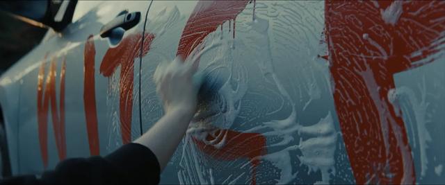 票房破19亿！漫威退下来3位演员，联手拍R级片，给老东家上了一课