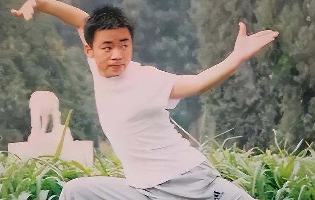 送走马蓉又迎来冯清，倒霉的王宝强，终究还是栽进了“女人坑”