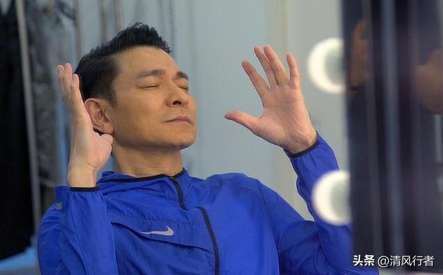 刘德华演唱会抖音独家播出，一代天王传奇故事
