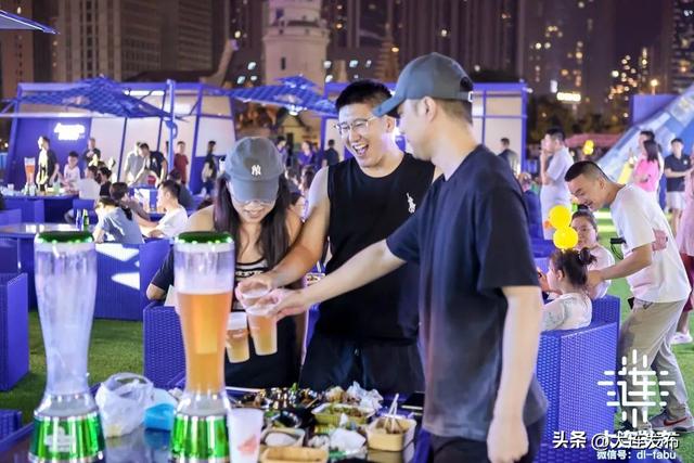去海边！赴约时尚度100分的夏天