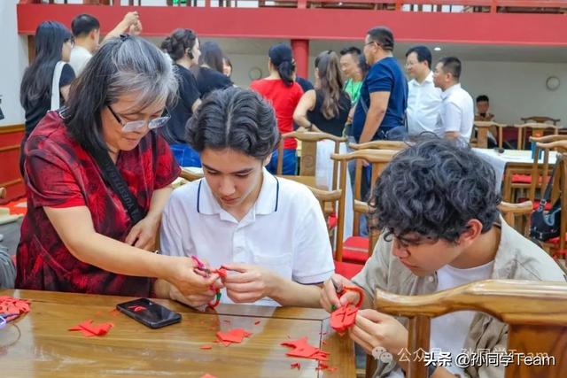 中国“中亚+”青年交流行走进榆林，以青春之名，共绘友谊画卷！
