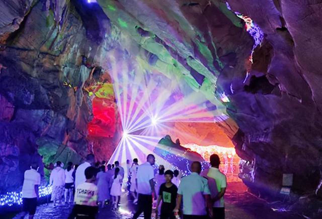 涌泉洞里洞涌泉