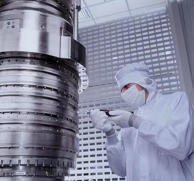 德国蔡司：DUV比EUV重要，美国的错误制裁，让中国成为了市场赢家