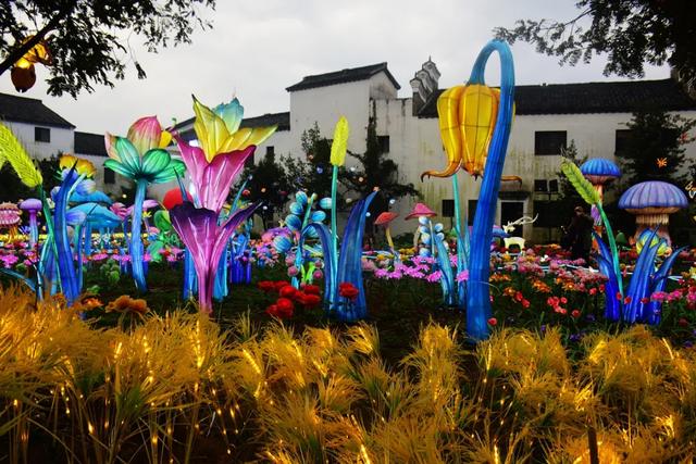 桂林:首届非遗千灯游园,光影艺术璀璨盛宴!