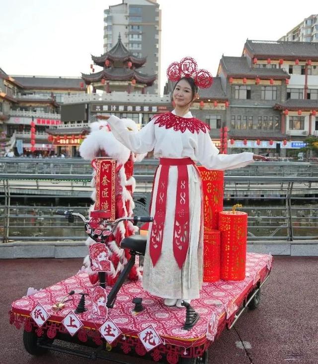 “北疆拾遗 生生不息”2025年内蒙古非遗购物月暨第二十二届河套文化艺术节在临河盛大启幕