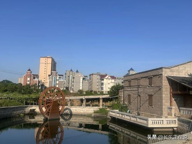 “神仙村落”！公园、温泉、氧吧、古宅......这处“后花园”美到心醉