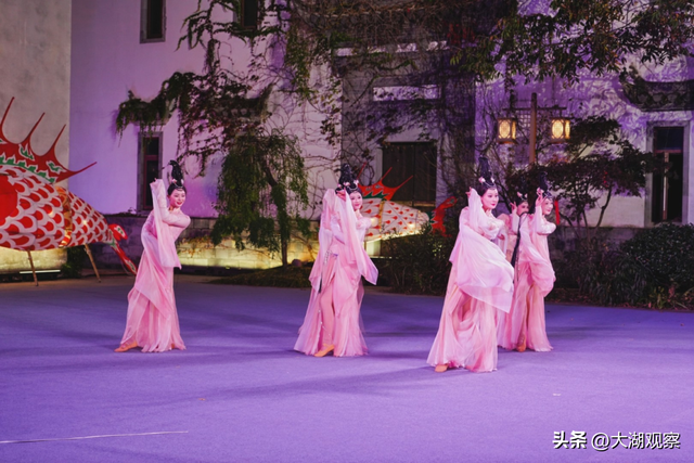 跟着董宇辉黄山游同款线路，玩转徽州烟火气