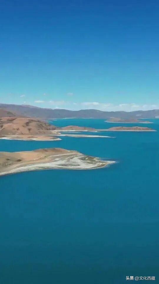 惊呆！西藏这个地方，一到秋天就美炸了！