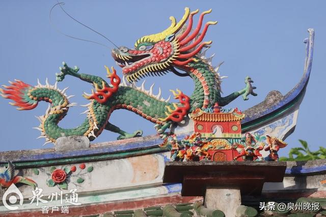 请抬头，给你好看！燕尾脊、剪瓷雕与山花勾勒古城“空中艺术长廊”