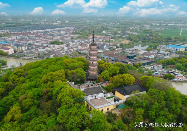 快来浙江低调景点吧，有千年含山塔，一直保持江南味道，四季皆宜