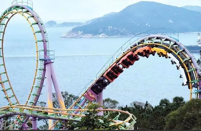 主题乐园国庆遇冷：曾排队3小时，如今门票卖不动