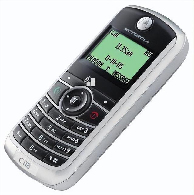 通信历史连载842-世界第一部穷人买的起的手机Moto C113a-2005年