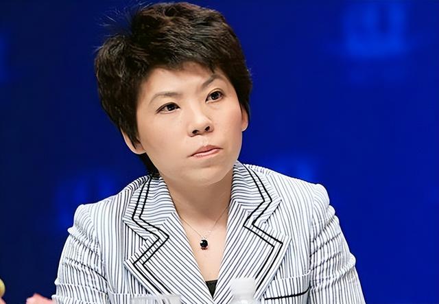 败光20亿、向洋人下跪、国籍问题，邓亚萍身上的标签到底是真是假