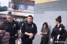 纽约法拉盛街头实录，在美国摆地摊也会被驱赶、没收和开大罚单图片