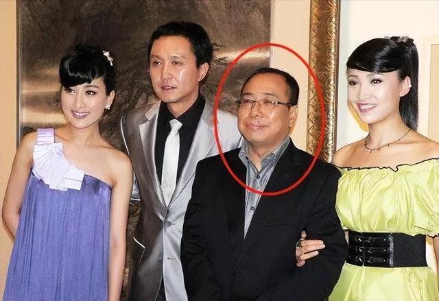 “为求上位，主动献身”！来看看这4位女明星是真“大方”！