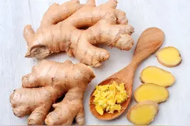 保存生姜别再放冰箱！牢记4个方法，半年都不坏，怎么放都不干！图片