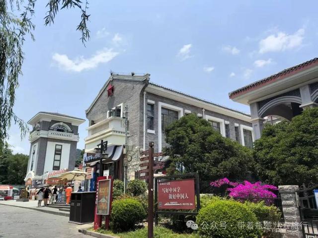 贵州红色旅游胜地，探访遵义会议旧址与红军纪念碑，令人热血沸腾