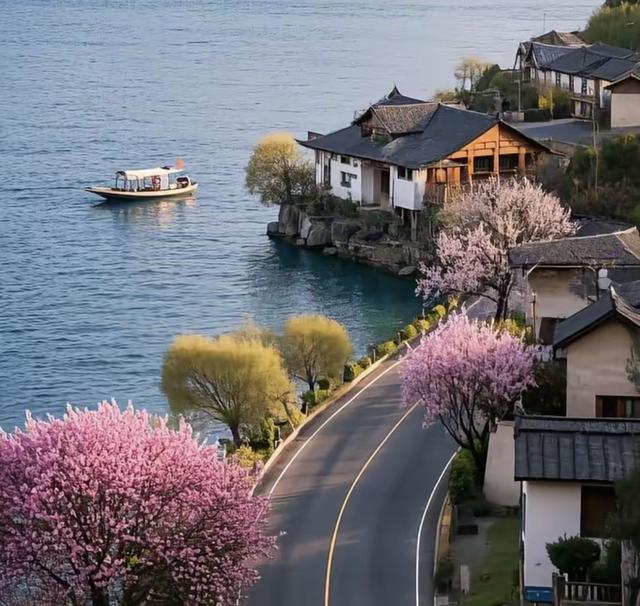 2025年双节出游热潮：一场全民参与的旅游盛宴