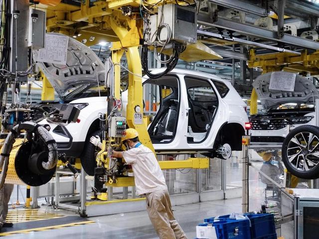 日本话音刚落，又一国介入台海	，专机已经离华，要逼中国做3件事