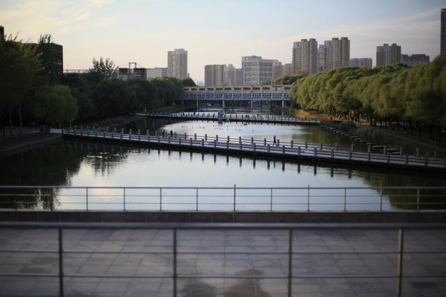毕业八年，再回建大