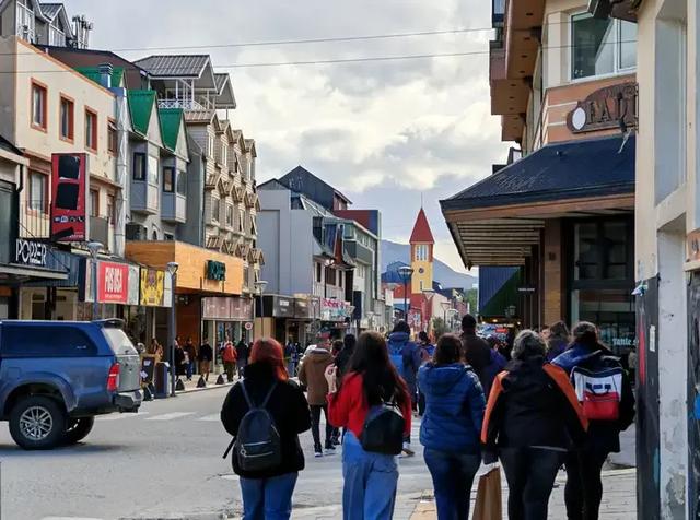 蓝战非去南极，在南非被抢！团费近10万美金？普通人去南极安全吗