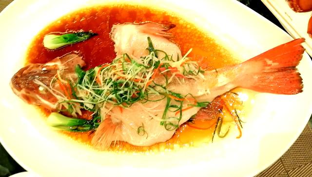 山海缔造的法中双味饕餮盛宴——深圳海上世界幕爵法餐探秘。