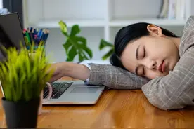 美国午睡研究：白天多睡1小时，老年痴呆风险或增加40%？真的吗？图片