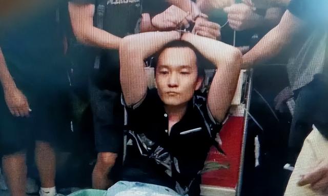 “向14亿国人道歉！”乱港暴徒在法庭上大喊：是美国间谍指使的！