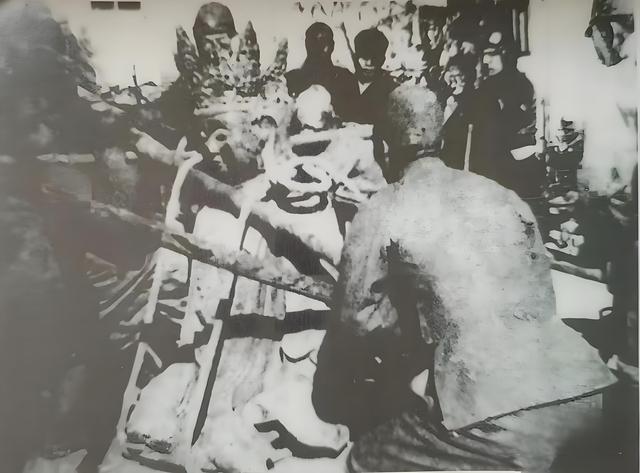 一路走好！阅兵刚结束不到24小时，102岁抗战老兵彭长竹安详离世