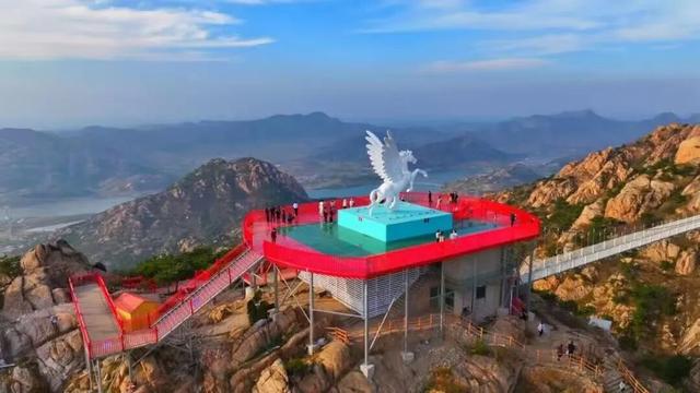 马上来“临” “沂”起过年｜爬一座沂蒙的山