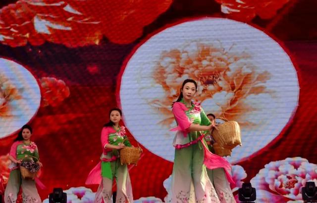 别再说年味淡了!这个春节,麻城把 “年味儿” 玩出新高度!