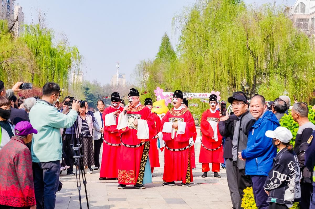 从赏花地到活力城——鹤壁樱花季助力文旅深度融合发展(图4) 从赏花地到活力城——鹤壁樱花季助力文旅深度融合发展(图4)