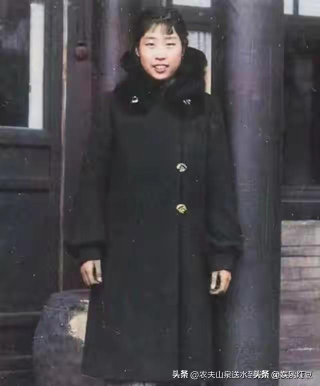 这是王光美的真实容貌，并非演员扮演，货真价实的罕见老照片