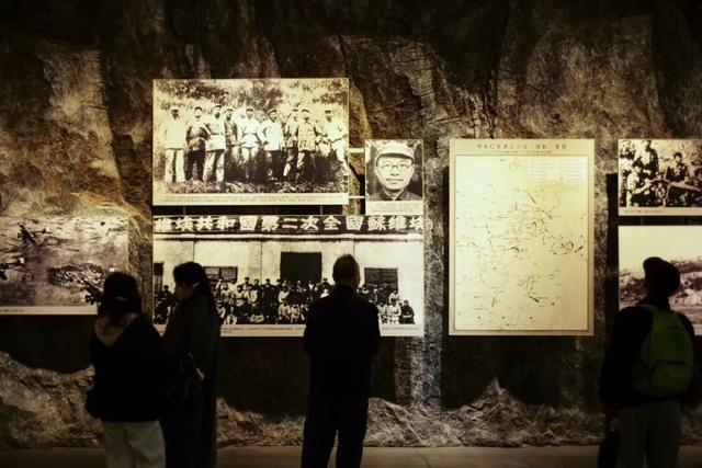 这个“名牌加身”的西南山城，正适合淡季来玩！