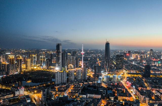 辽宁这座特大城市，是东北重要的交通枢纽，有8市共用国际机场！