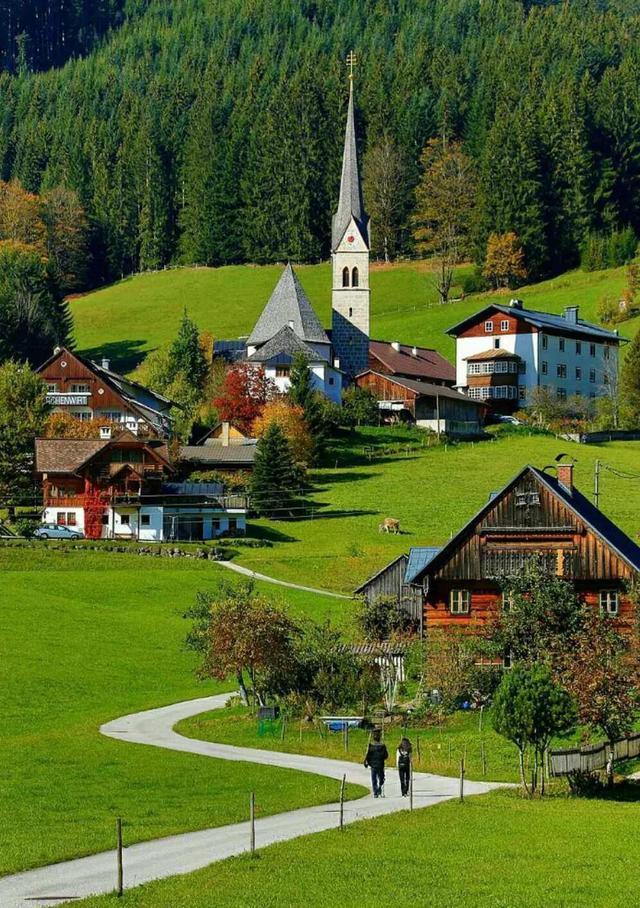 再访瑞士，世界丛林中目睹小国的生存之道