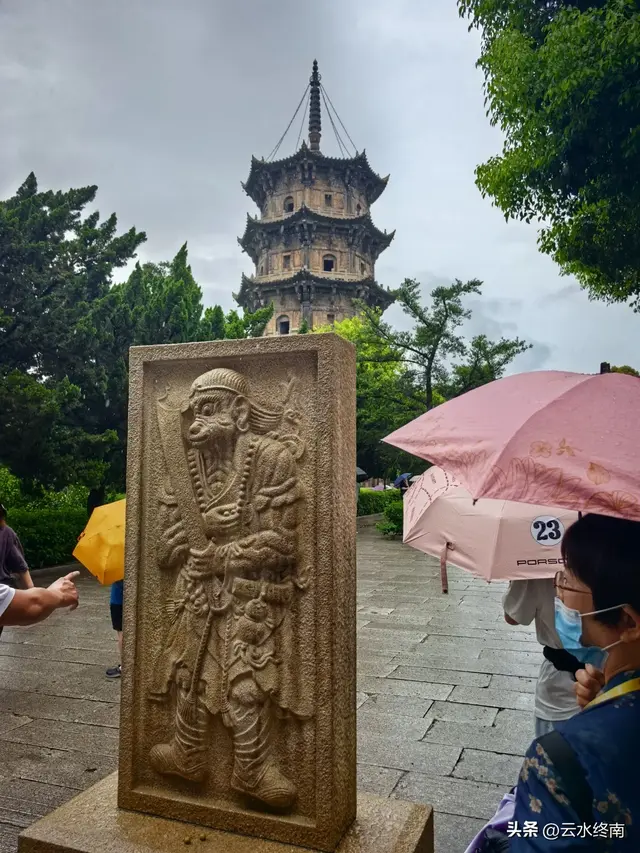 太爽了：7平方公里老城有8处世界遗产，都是免费！半城烟火半城仙