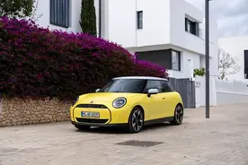 都降到14.88万了，电动宝马MINI能入手吗？图片