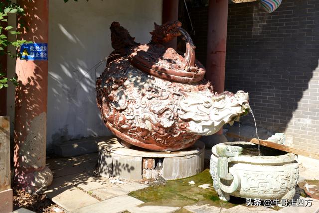赤城汤泉：汤池映日摇金影、泉脉穿岩涌玉华
