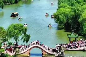 瘦西湖免费开放日首日，人流如织，景区服务获点赞图片
