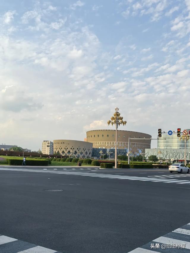 刚从内蒙古回来，在鄂尔多斯玩了多个景点，想说的话有很多