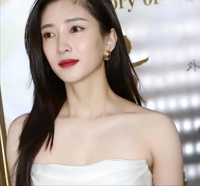 与富商海外产子真相大白6个月，江疏影近照太意外	，王传君没说错