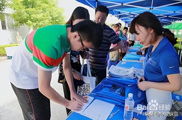 别再抱怨生活平淡！你家那点柴米油盐，藏着千万流量的"情绪炸弹"