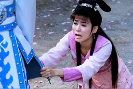 明明也是低嫁，为什么王宝钏却处处不幸？她犯的三个错个个致命！图片