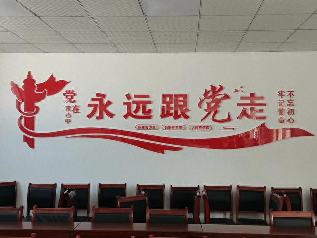 书画名家捐赠墨宝 助力乡村文化建设